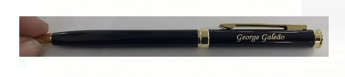 Caneta personalizada com o nome George Galeão